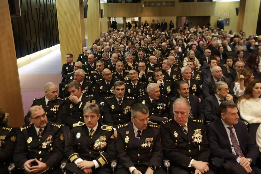 La Policía Nacional celebra su bicentenario en el Patio de la Infanta de Ibercaja en Zaragoza