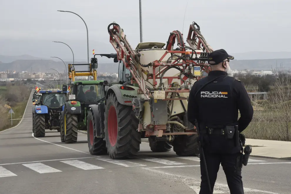 Protestas de agricultores en Huesca 8 2 24 Foto Javier Navarro_12 [[[FOTOGRAFOS]]]