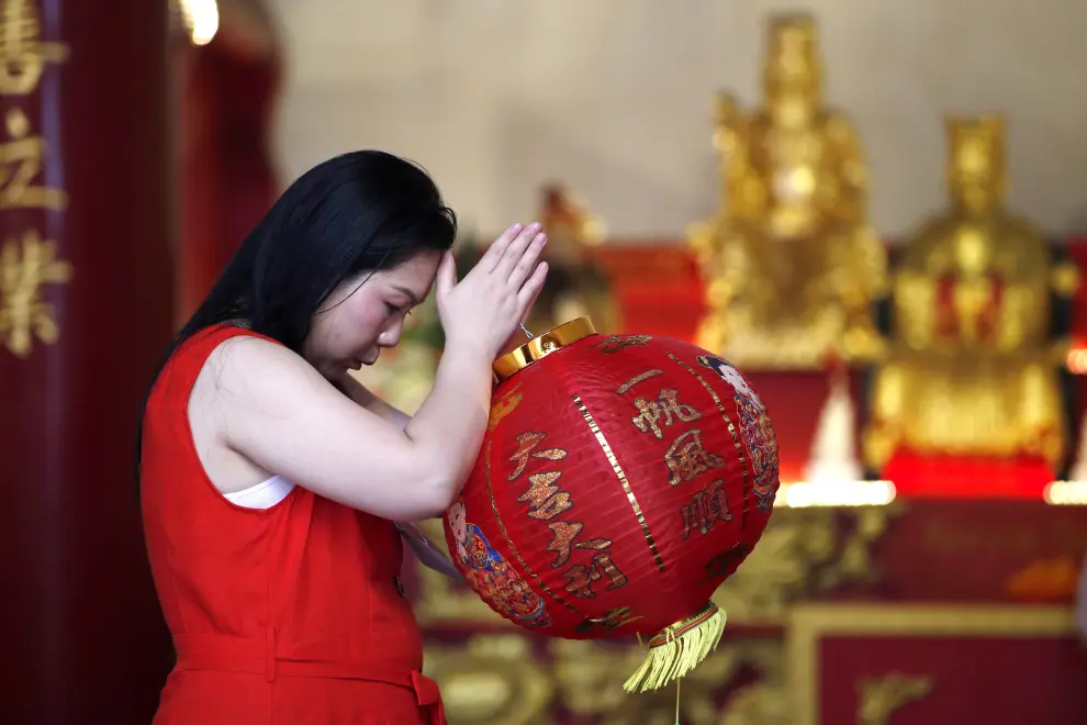 China da la bienvenida al Año del Dragón: celebraciones en Bangkok THAILAND LUNAR NEW YEAR