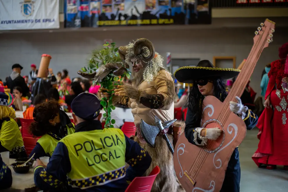 Épila se llena de mascarutas y disfraces para disfrutar del carnaval