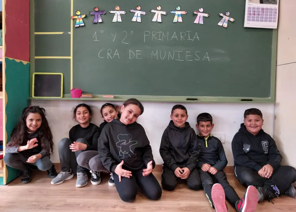 Actividades con motivo del Día Internacional del Cáncer Infantil en distintos colegios de Aragón.