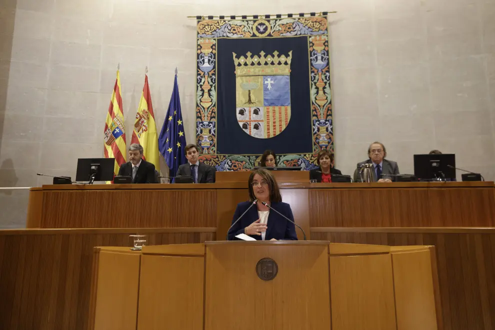 Acto de jura el cargo de la nueva Justicia de Aragón