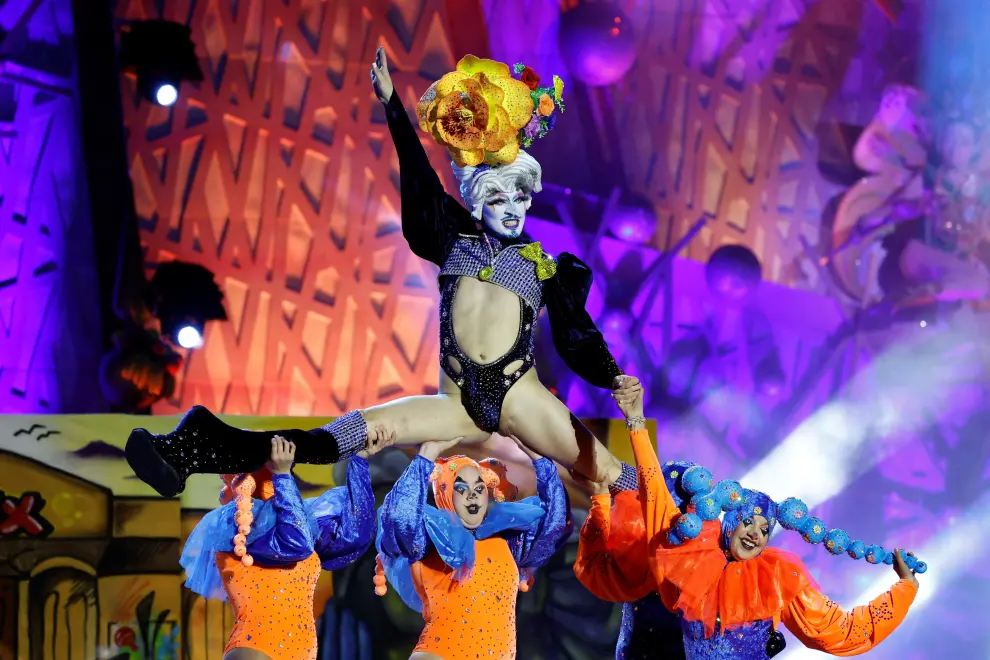 A participant named Drag Armek performs at a drag queen competition during carnival festivities in Las Palmas de Gran Canaria, Spain February 16, 2024. REUTERS/Borja Suarez [[[REUTERS VOCENTO]]] SPAIN-CARNIVAL/
