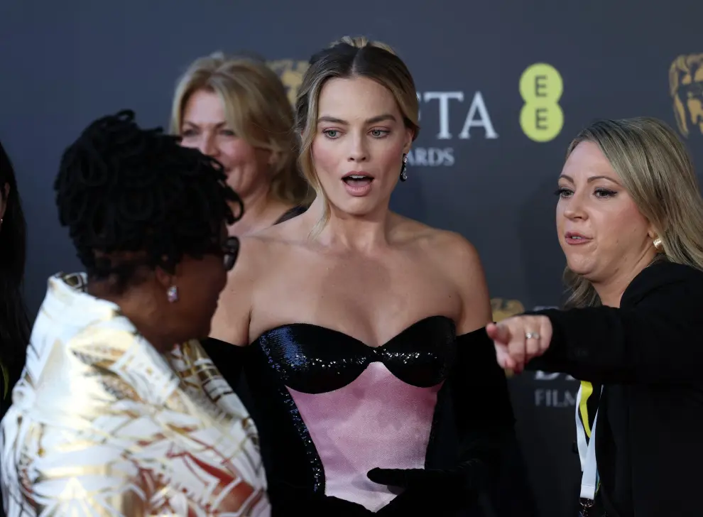 Margot Robbie poses as she arrives at the 2024 British Academy of Film and Television Awards (BAFTA) at the Royal Festival Hall in the Southbank Centre, London, Britain, February 18, 2024. REUTERS/Isabel Infantes [[[REUTERS VOCENTO]]] AWARDS-BAFTA/
