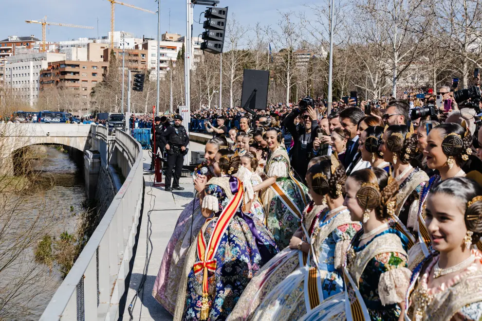Madrid ha celebrado su primera mascletá con una gran polémica y numerosos curiosos.