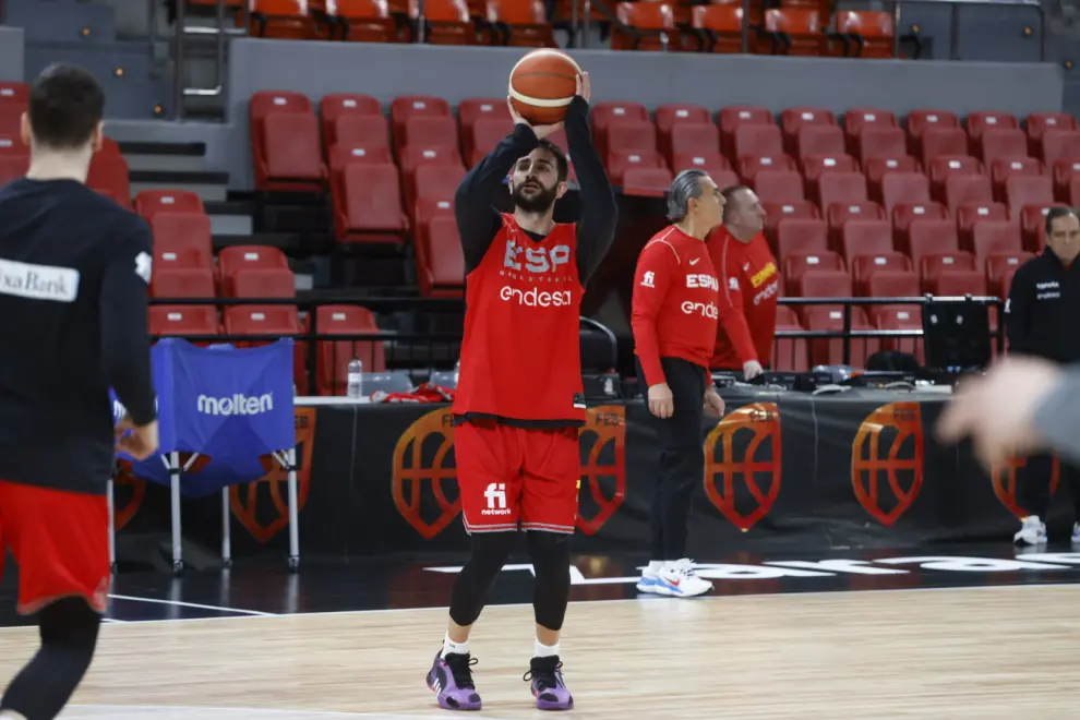 Entrenamiento de la selección española de baloncesto en Zaragoza para preparar el partido contra Letonia