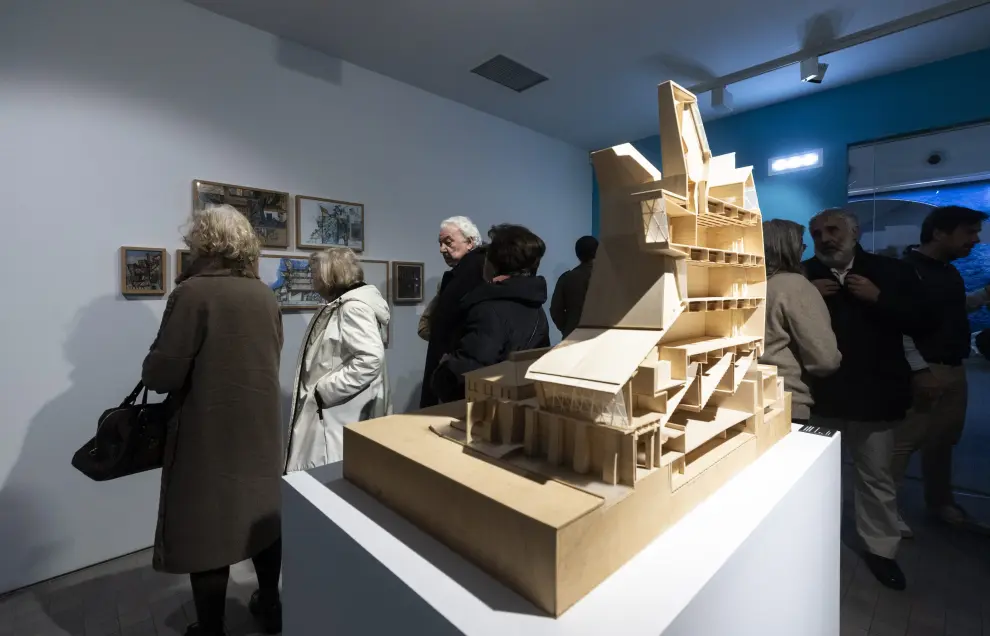 La exposición ‘José Manuel Pérez Latorre. La arquitectura como unidad de contrapuestos’, en el Pablo Serrano de Zaragoza