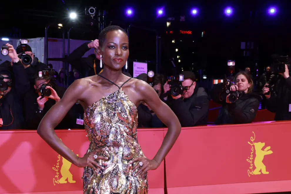 Berlin (Germany), 24/02/2024.- Mo Asumang attends the Berlinale Closing Gala red carpet during the 74th Berlin International Film Festival 'Berlinale' in Berlin, Germany, 24 February 2024. (Cine, Alemania) EFE/EPA/CLEMENS BILAN
 GERMANY BERLIN FILM FESTIVAL