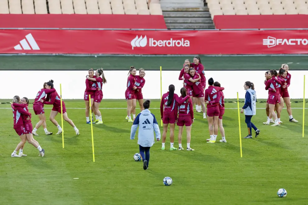 entrenamiento de la selección española de fútbol en Sevilla
