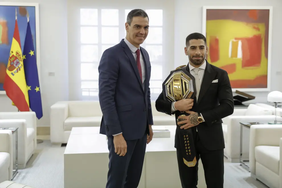 Pedro Sánchez recibe al campeón de la UFC en la categoría de peso pluma, Ilia Topuria