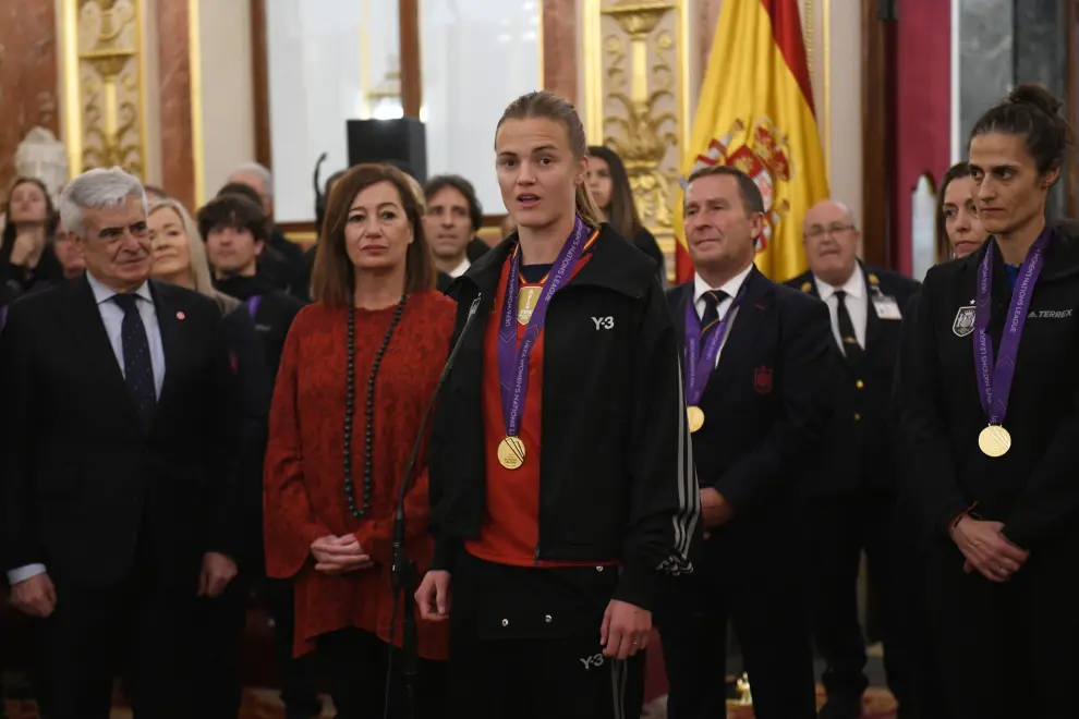 Las jugadoras de la selección española de fútbol visitan el Congreso de los Diputados