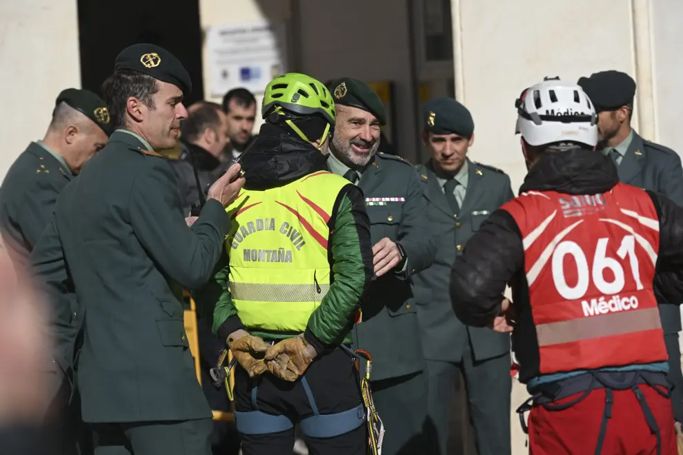 Los equipos de rescate han realizado un simulacro en la plaza de López Allué.