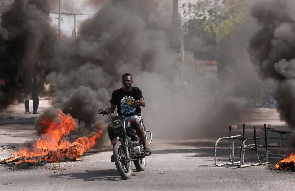 Tiroteos esporádicos, saqueos e incertidumbre en Puerto Príncipe (Haití)