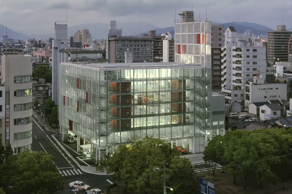 Imagen de la estación de bomberos Hiroshima del arquitecto japonés Riken Yamamoto