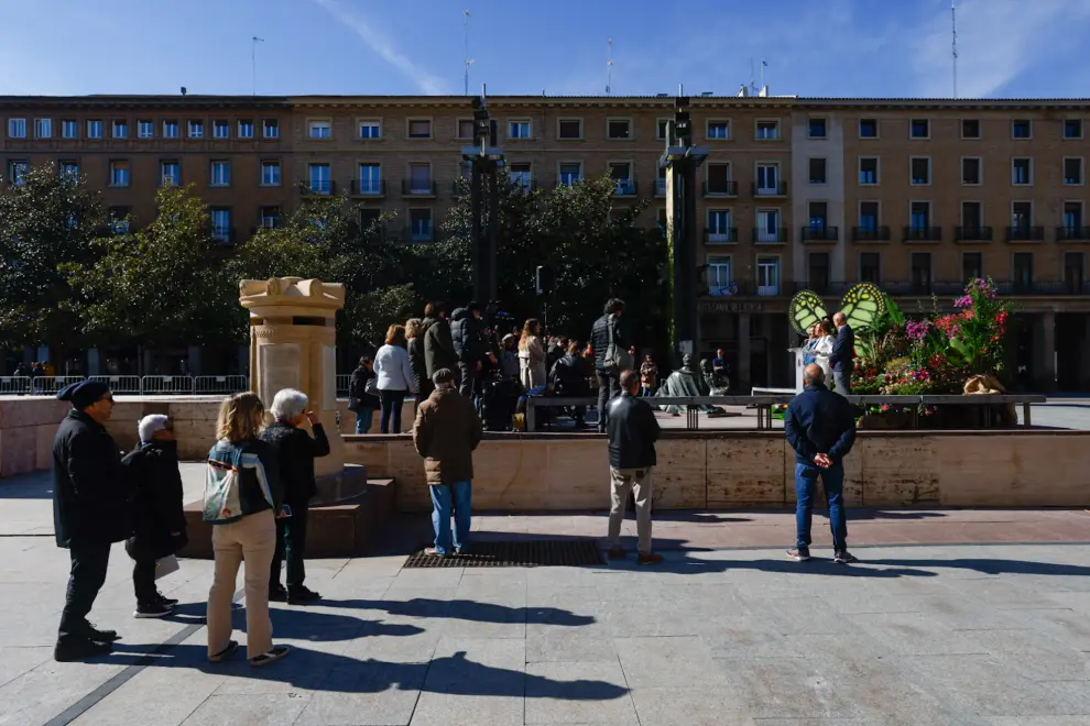 Presentación de Hola primavera en la plaza del Pilar.