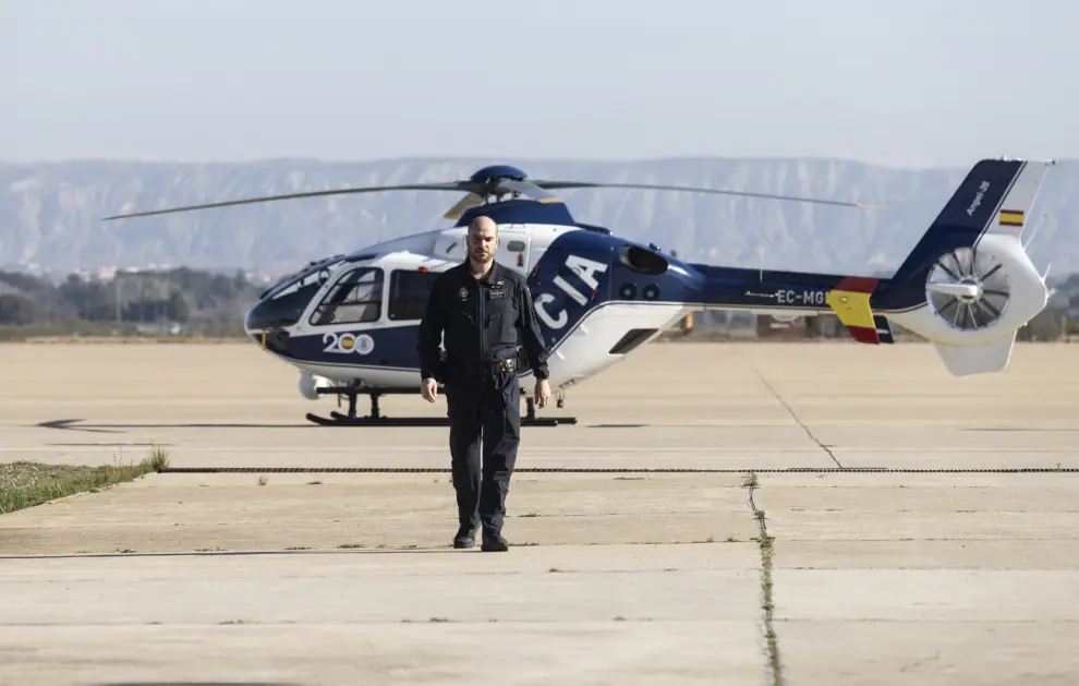 El helicóptero Cóndor de la Policía Nacional con base en Zaragoza.