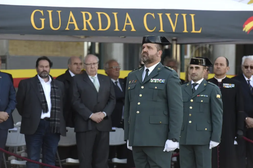El teniente coronel José Enrique Cordobés Lucena ha jurado su cargo en un acto en el cuartel Alcoraz de Huesca.
