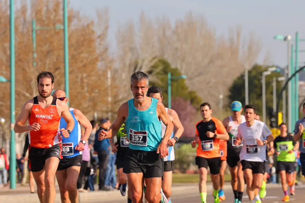 Unos de 3.100 corredores participan este domingo en una prueba que alcanza ya su 26ª  edición.
