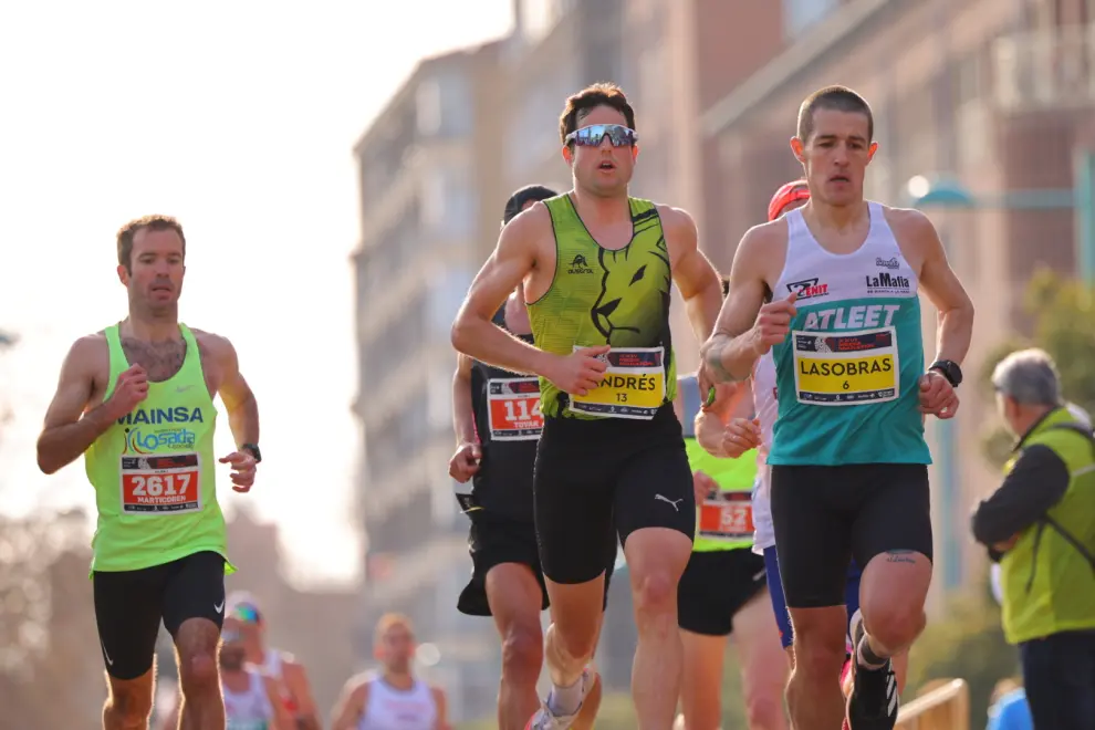 Unos de 3.100 corredores participan este domingo en una prueba que alcanza ya su 26ª edición.