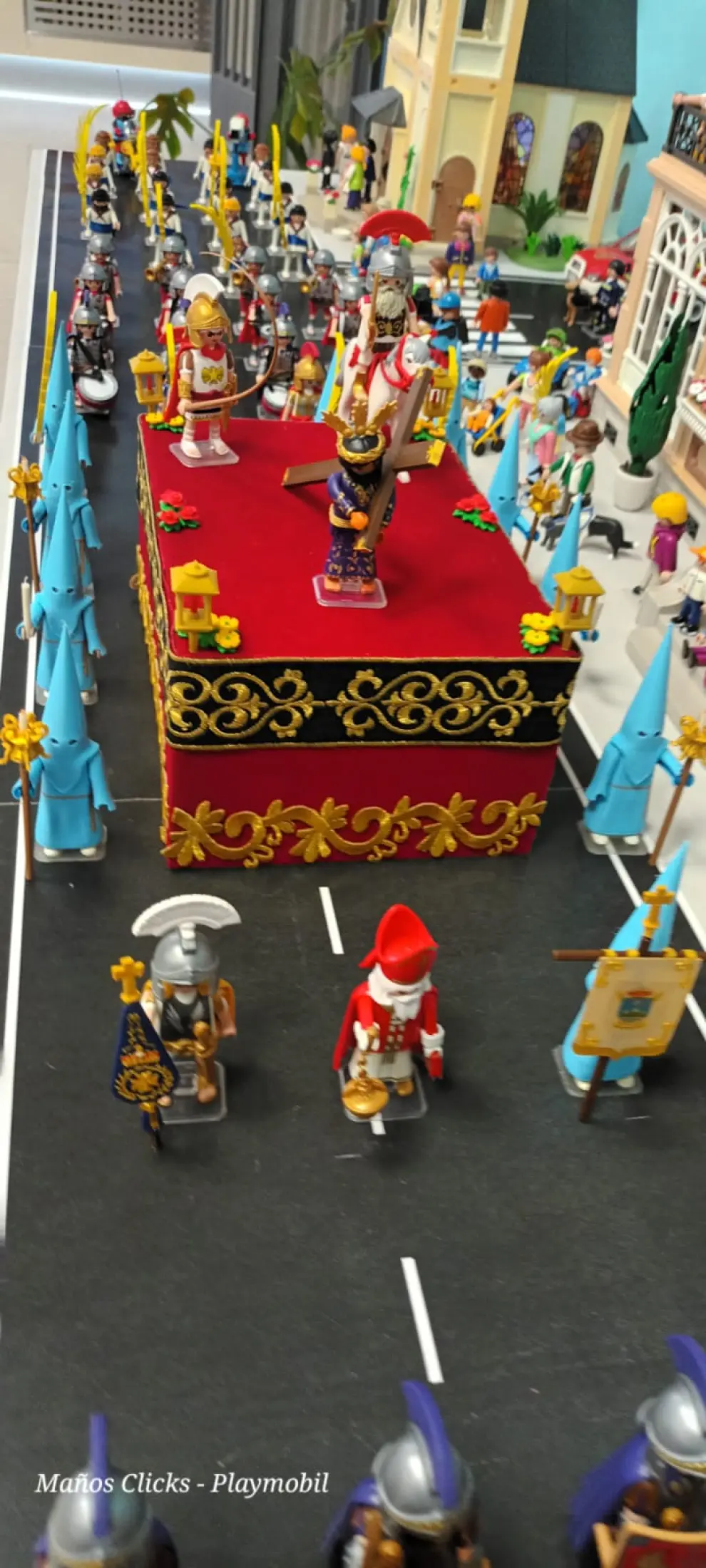 Diorama de clicks de Playmobil del Hospital General de la Defensa