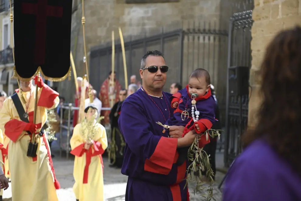 Procesión del domingo de Ramos en Huesca.