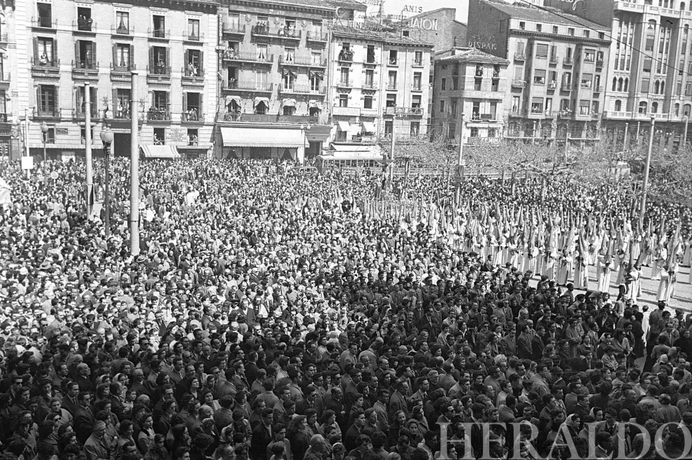 Procesión Siete Palabras en Zaragoza en los años 50