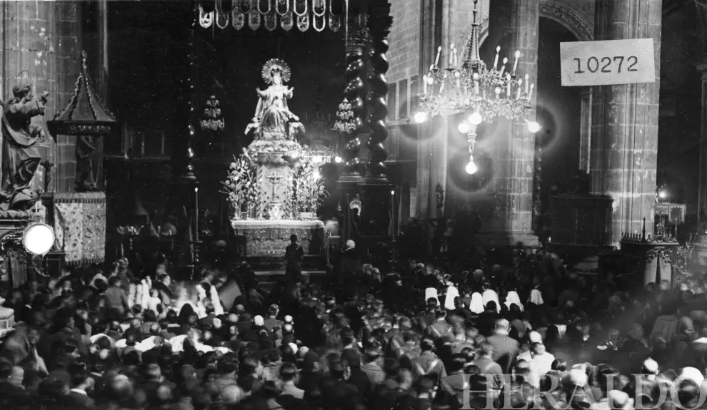 Procesiones de Semana Santa en Zaragoza en la década de los 30.
