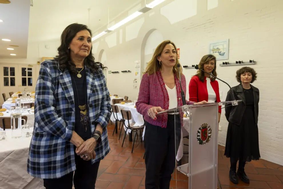 Natalia Chueca inaugura el nuevo comedor del Centro de Convivencia para Mayores de Las Fuentes