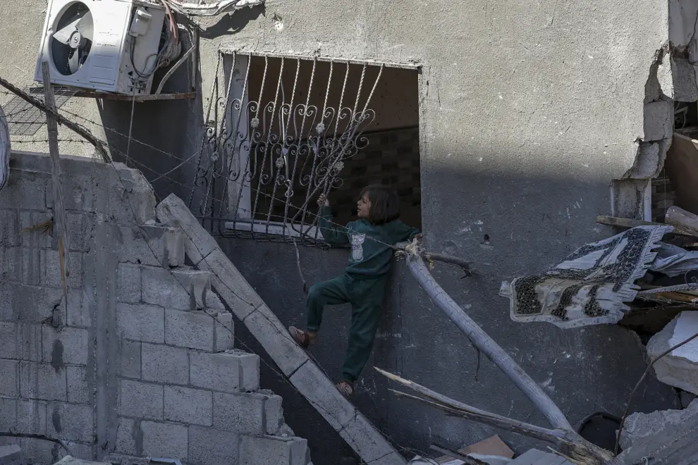 Destrucción israelí en la ciudad de Khan Younis