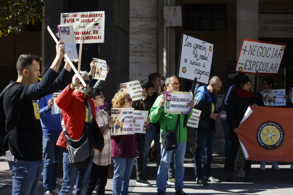 Los trabajadores de los centros de menores de Aragón claman por un convenio autonómico justo