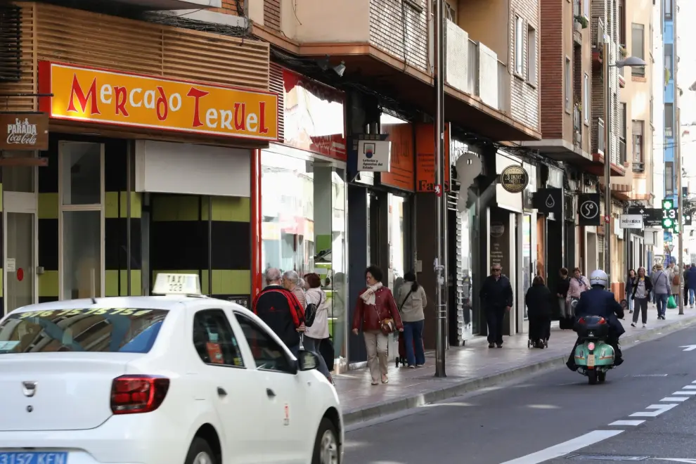 Comercio en el paseo de Teruel de Zaragoza