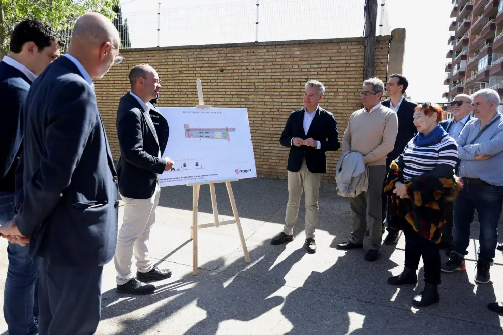 Presentación del proyecto de prolongación y reforma de la calle Oeste en Santa Isabel en Zaragoza.