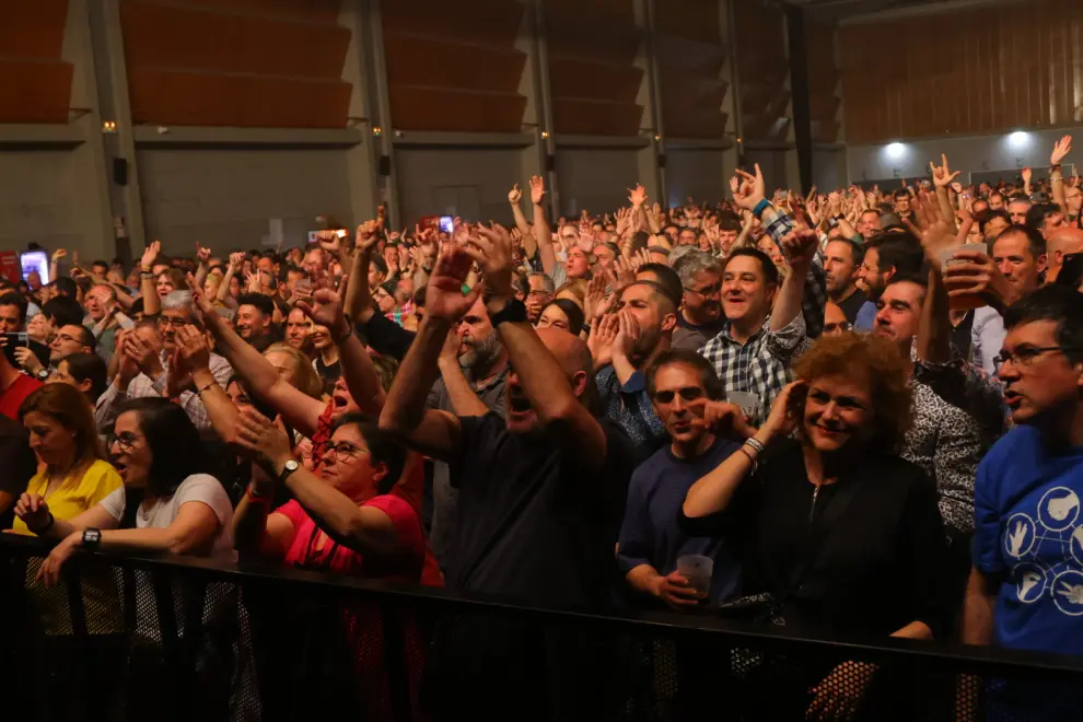 Rock 90's se celebró este sábado por la noche en la Sala Multiusos del Auditorio de Zaragoza.