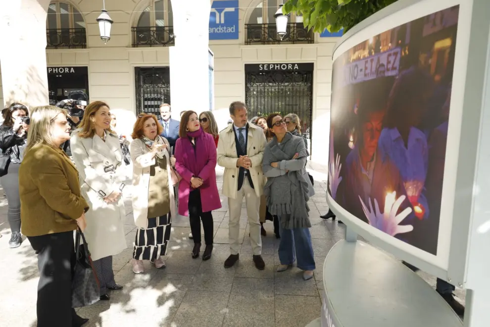 Mar Blanco y Natalia Chueca Inauguran en Zaragoza de la exposición “La Voz de las Manos Blancas” en homenaje a Miguel Ángel Blanco y al resto de víctimas de ETA