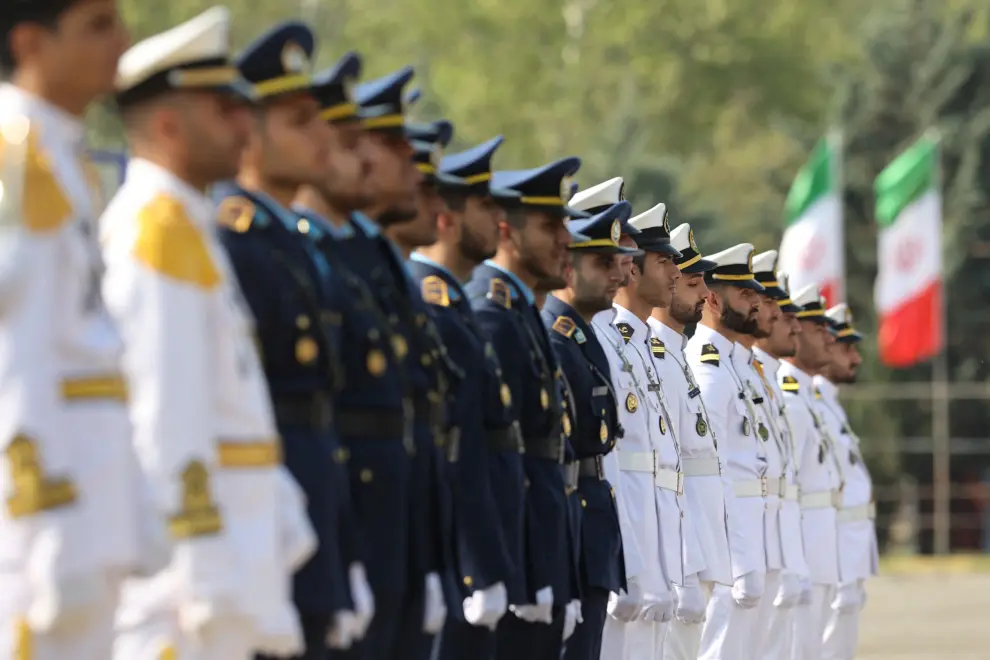 Irán celebra el Día Nacional del Ejército y saca sus mejores armas a la calle.
