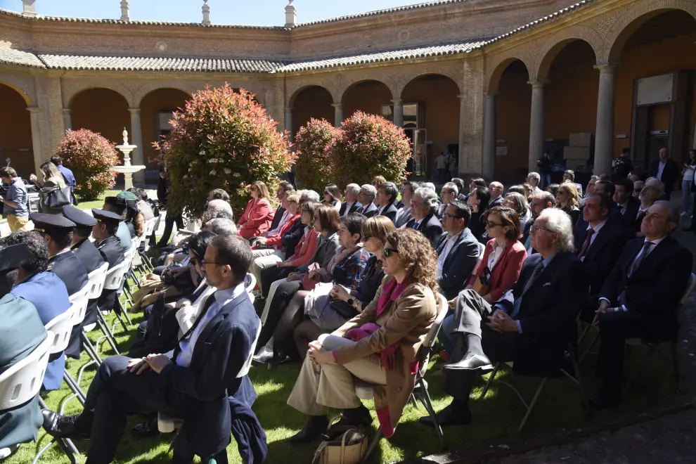 Celebración institucional del Día de Aragón en el patio del Museo de Huesca.