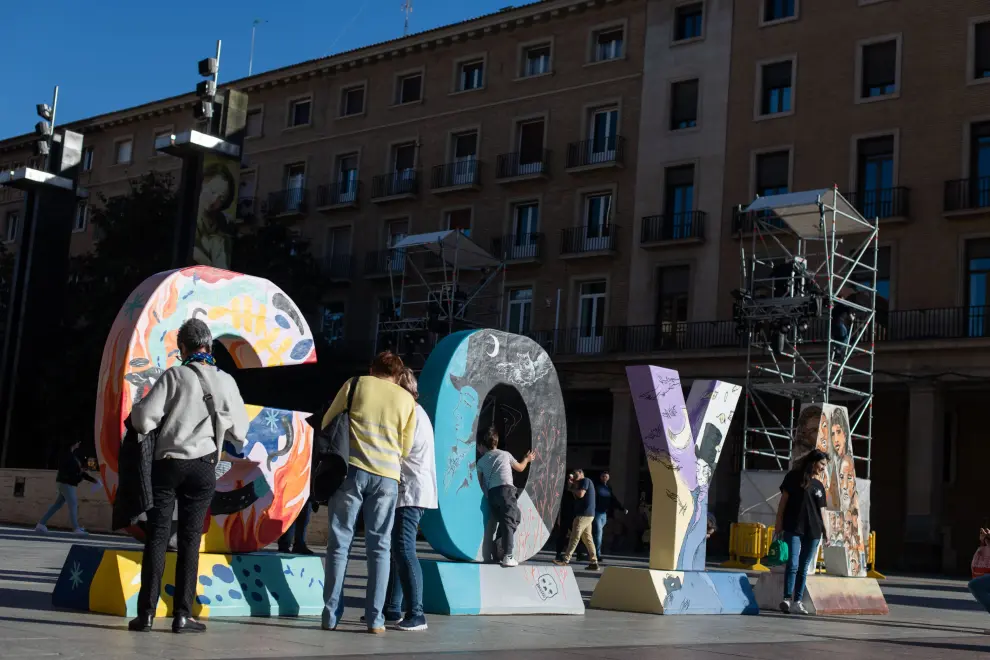 Desde este viernes 19 de abril y hasta el próximo domingo, la plaza del Pilar y su entorno acogerán la variada programación con la que se va a conmemorar la relación de Goya con la ciudad.
