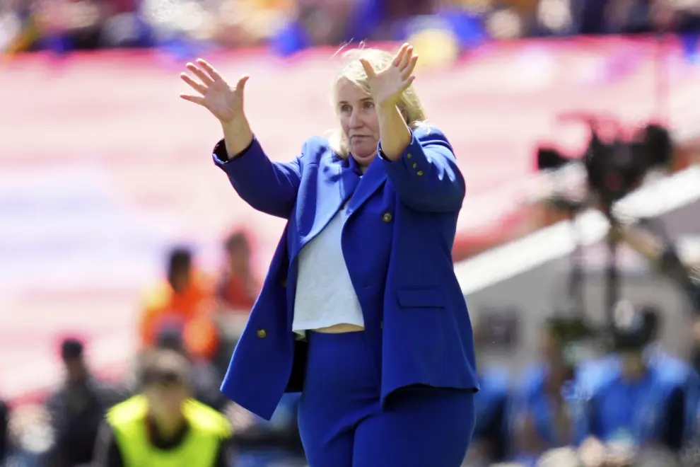Chelsea coach Emma Hayes gestures during the women's Champions League semifinals, first leg, soccer match between FC Barcelona and Chelsea FC at the Olympic Stadium, in Barcelona, Spain, Saturday, April 20, 2024. (AP Photo/Jose Breton)