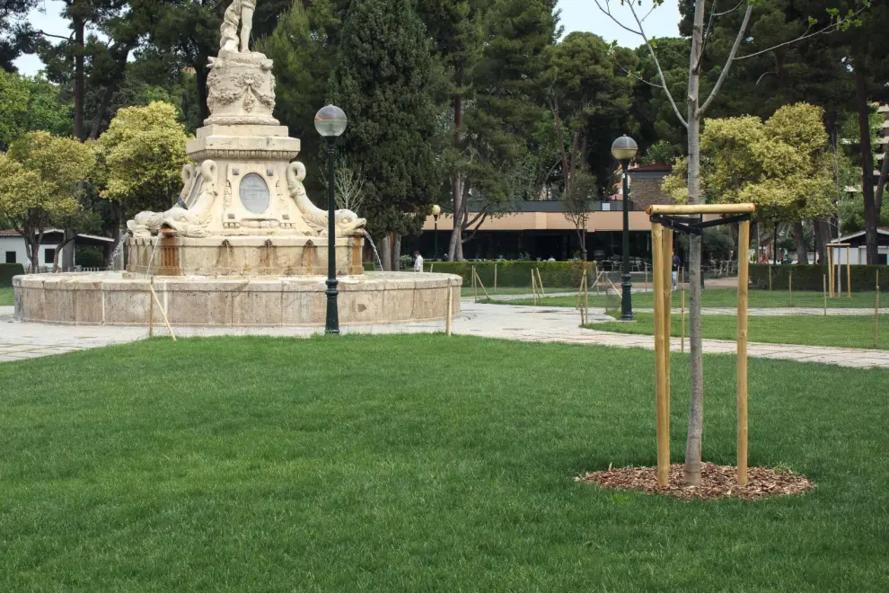 Plaza Princesa del parque Grande, con la fuente de Neptuno.
