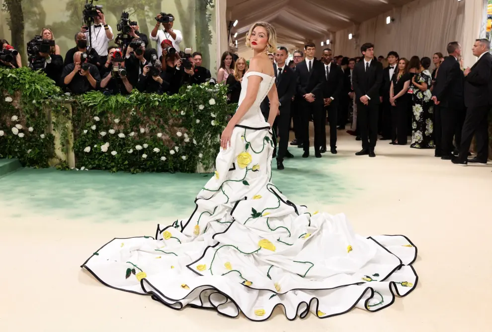 Todos los looks de las celebridades a su llegada a la ceremonia, en el Museo Metropolitano de Arte de Nueva York.