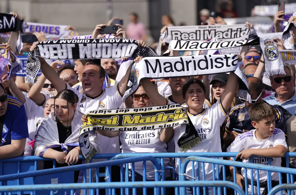 El Real Madrid recibe el trofeo de su trigésimo sexta Liga e inicia las celebraciones ESPAÑA FÚTBOL REAL MADRID