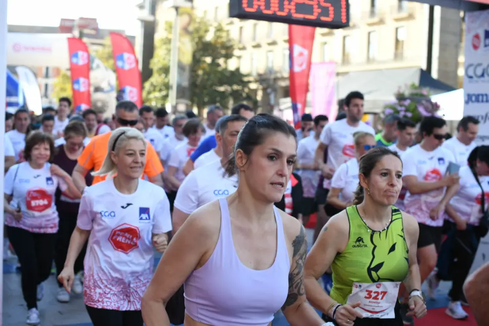 La buena temperatura ha permitido disfrutar de una agradable carrera por Zaragoza.