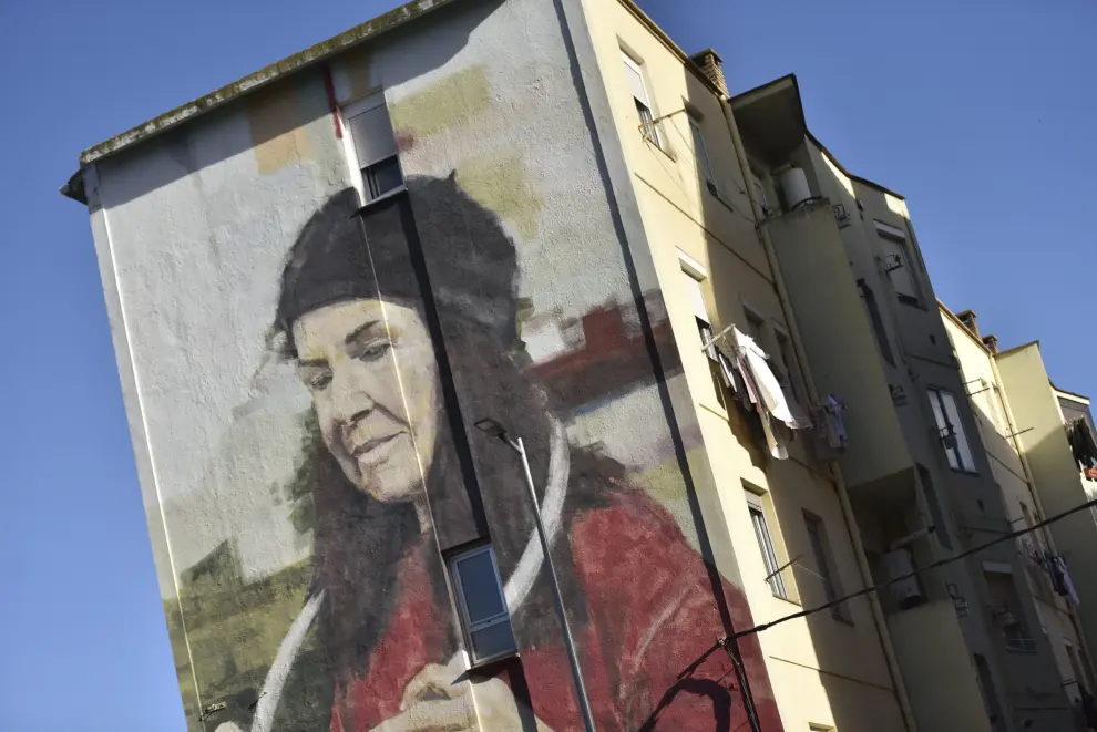 Murales del barrio del Perpetuo Socorro de Huesca.