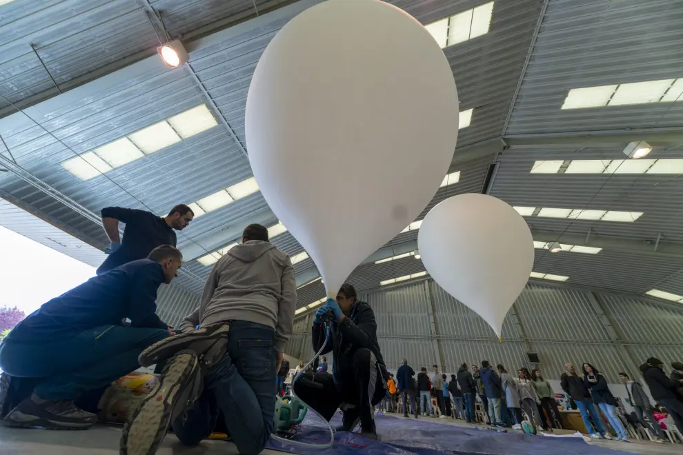 Emoción en el lanzamiento en Calamocha del globo del proyecto Servet que transporta los experimentos creados por jóvenes estudiantes