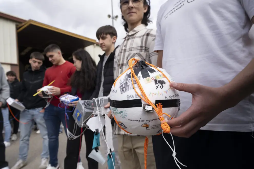 Emoción en el lanzamiento en Calamocha del globo del proyecto Servet que transporta los experimentos creados por jóvenes estudiantes