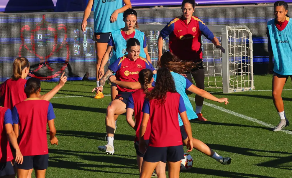 Entrenamiento del FC Barcelona en La Romareda