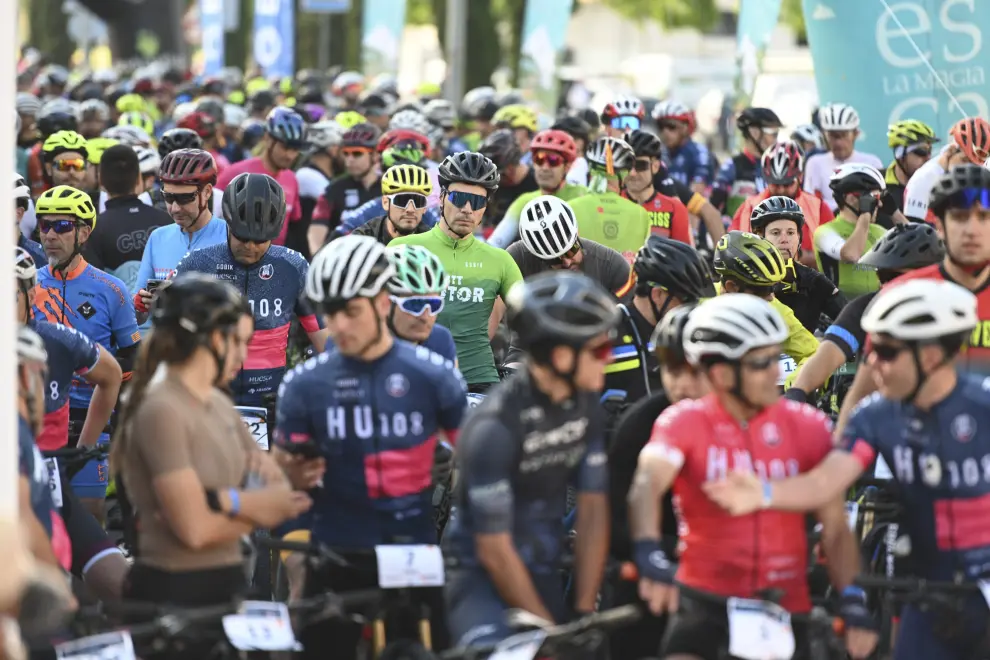 1.200 riders participan este sábado en una prueba que cuenta con dos recorridos de 108 y 65 kilómetros.