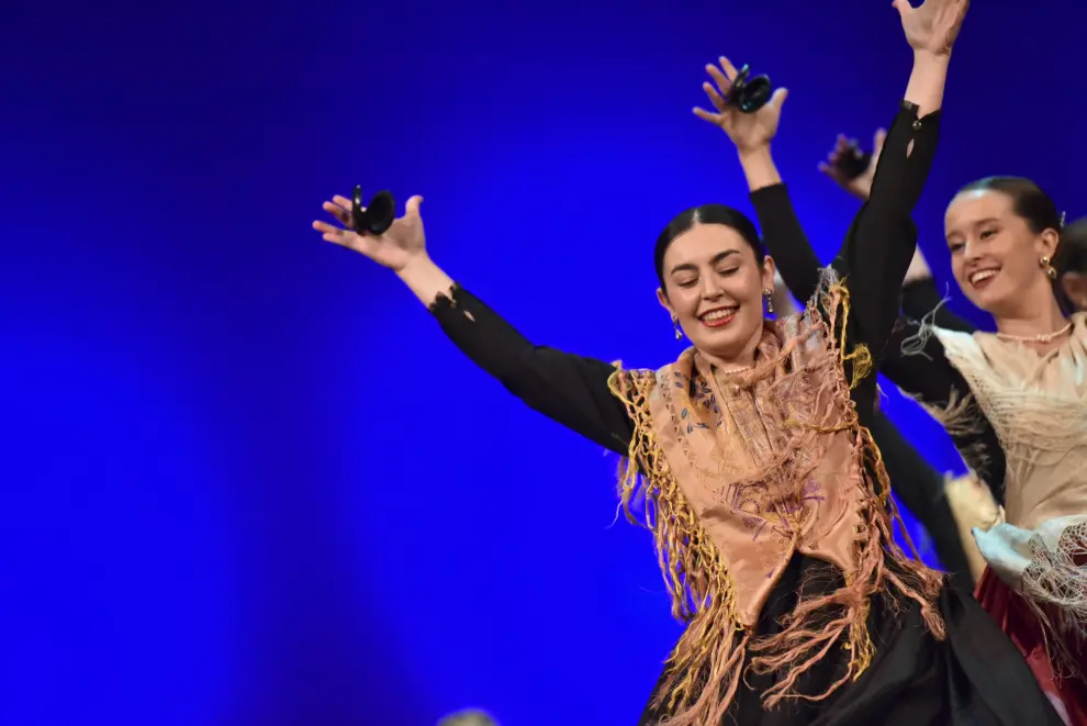 Imágenes de la gala 'Huesca, tierra de jota' en el Teatro Olimpia.