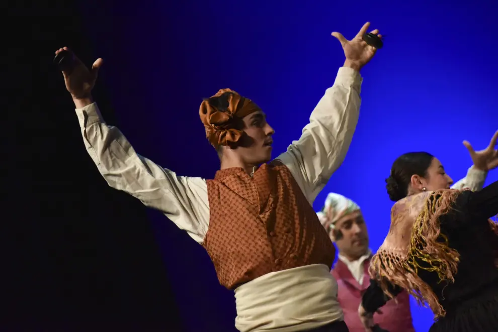 Imágenes de la gala 'Huesca, tierra de jota' en el Teatro Olimpia.