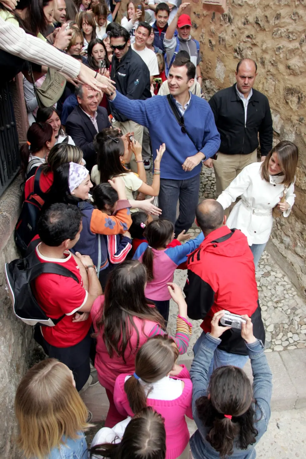 Felipe y Letizia visitan Albarracín en su viaje de novios